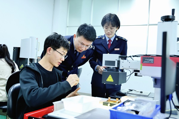 合規護航強根基，專精特新企業釋放創新動能 信息電子技術服務領域觀察